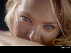 Candice Swanepoels在2015-2016年维多利亚秘密泳装盛宴中的诱人表演